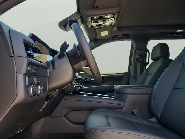 2026 Chevrolet Suburban LT - Photo 26