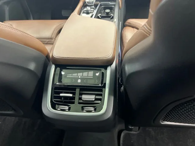 Used 2024 Gray Volvo Ultimate image 24