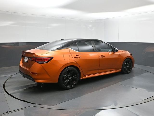 Used 2022 Orange Nissan SR image 8