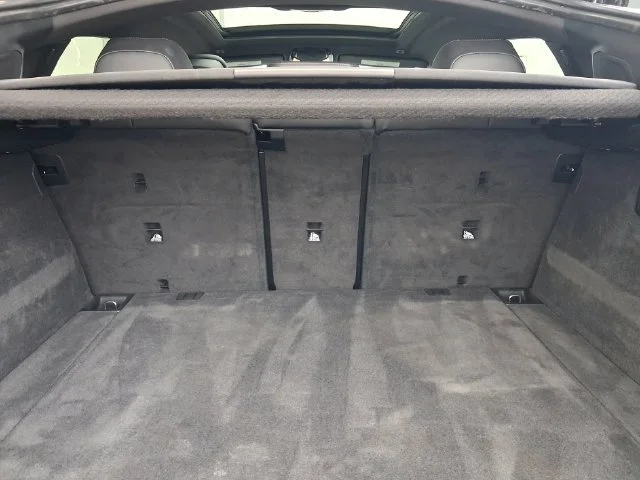 Used 2025 Gray BMW xDrive40i image 28