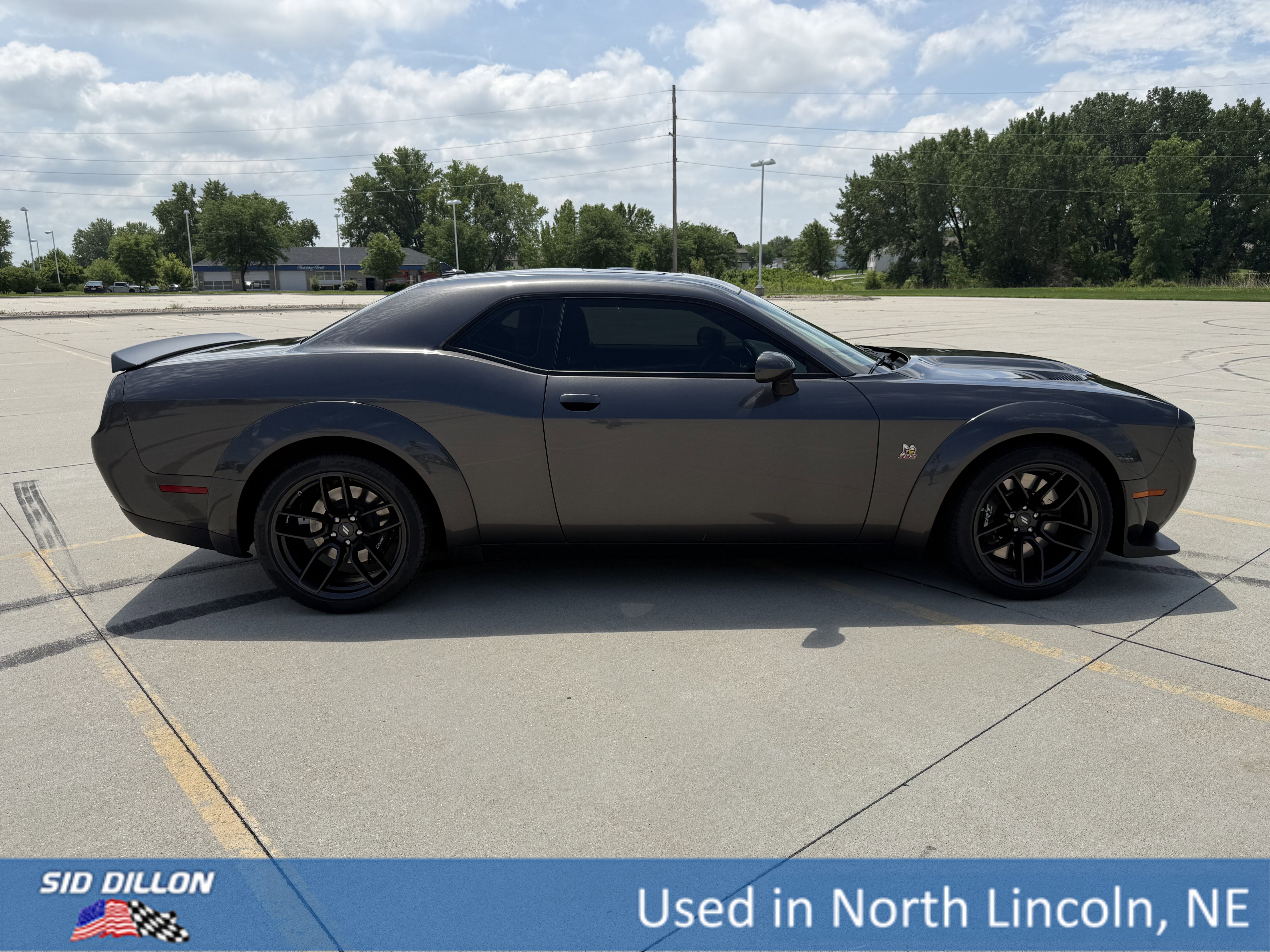 Used 2022 Granite Pearlcoat Dodge R/T Scat Pack Widebody image 3