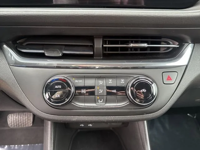 2025 Buick Envista Preferred - Photo 24