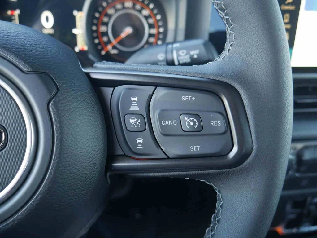 2025 Jeep Gladiator Sport S - Photo 37