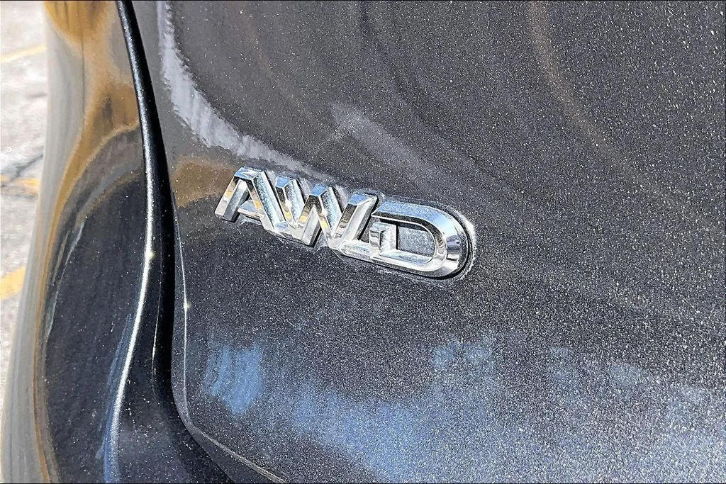 Used 2023 Gray Toyota XLE image 7