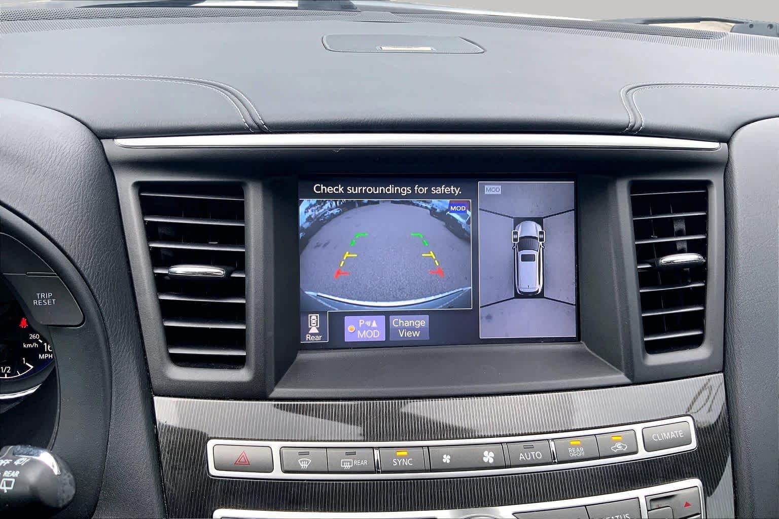 Used 2019 Liquid Platinum INFINITI LUXE image 28
