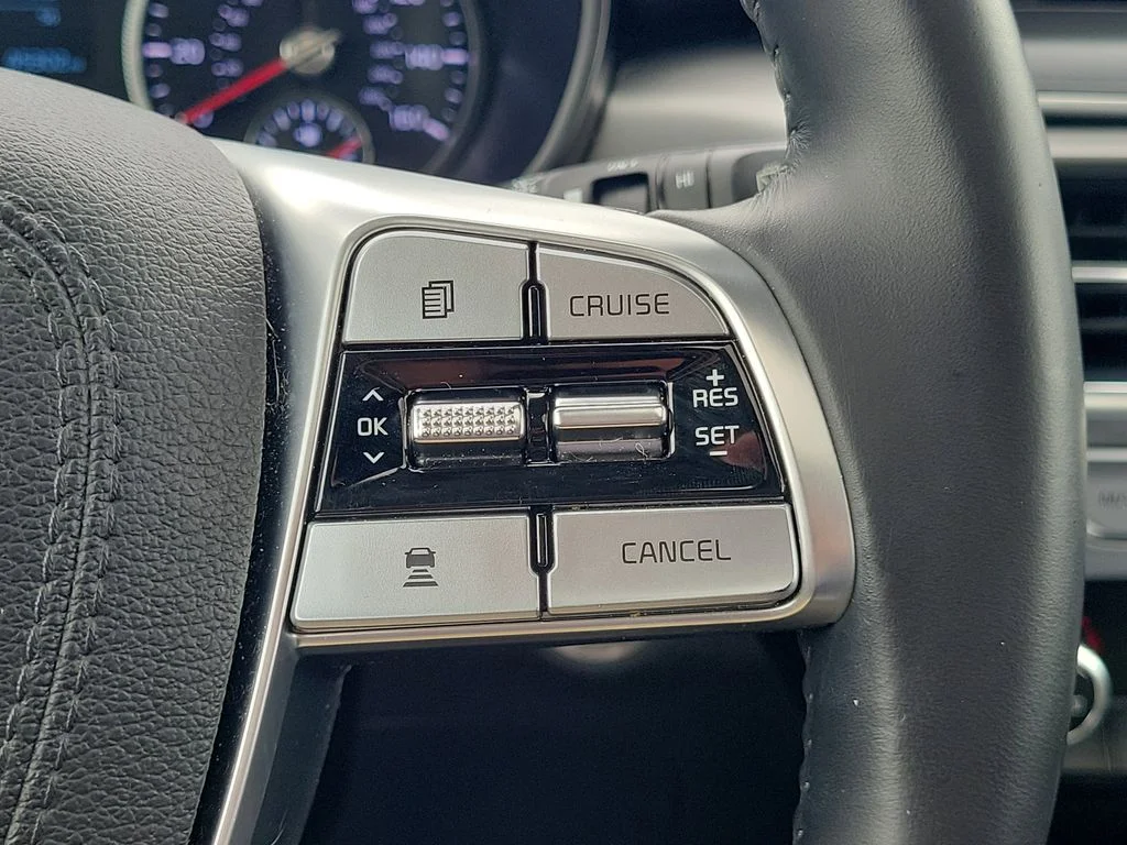 Certified Used 2022 Gray Kia S image 5