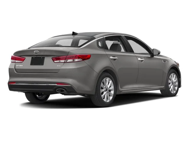 Used 2016 Platinum Graphite Kia LX Turbo image 5