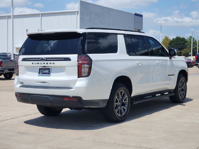 2023 Chevrolet Suburban Z71 - Photo 7