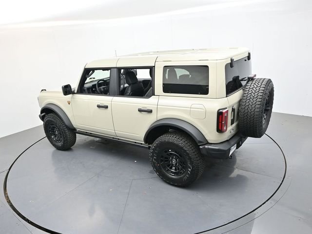 New 2026 Desert Sand Ford Badlands® image 38