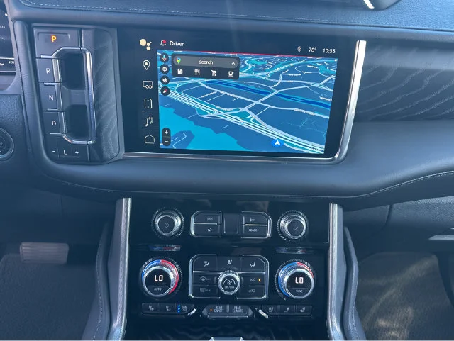 2023 GMC Yukon Denali - Photo 23