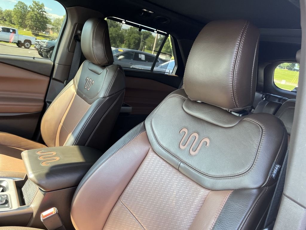 Used 2021 White Ford King Ranch image 11