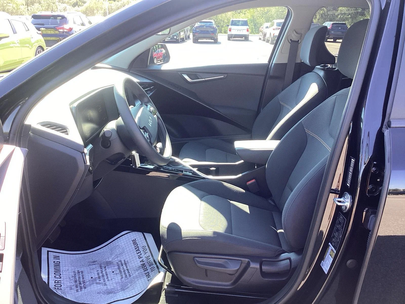 Used 2024 Aurora Black Pearl Kia LX image 14
