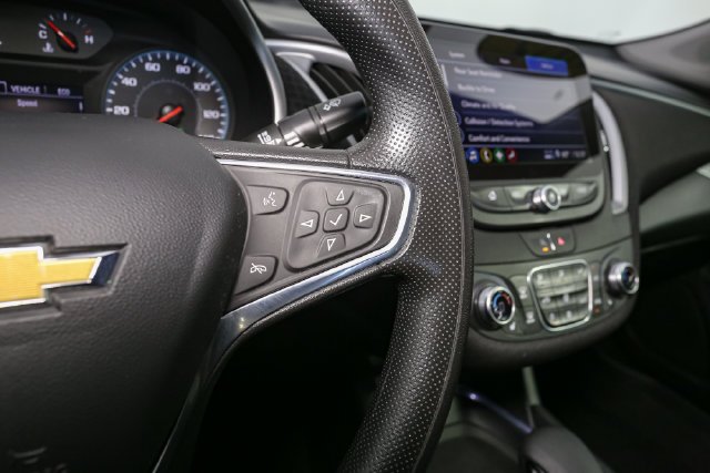 Used 2025 Blue Chevrolet LT image 30