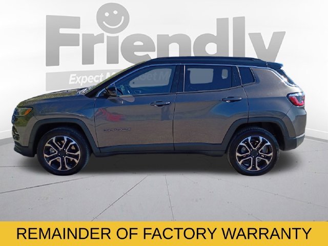 Used 2023 Gray Jeep Limited image 8