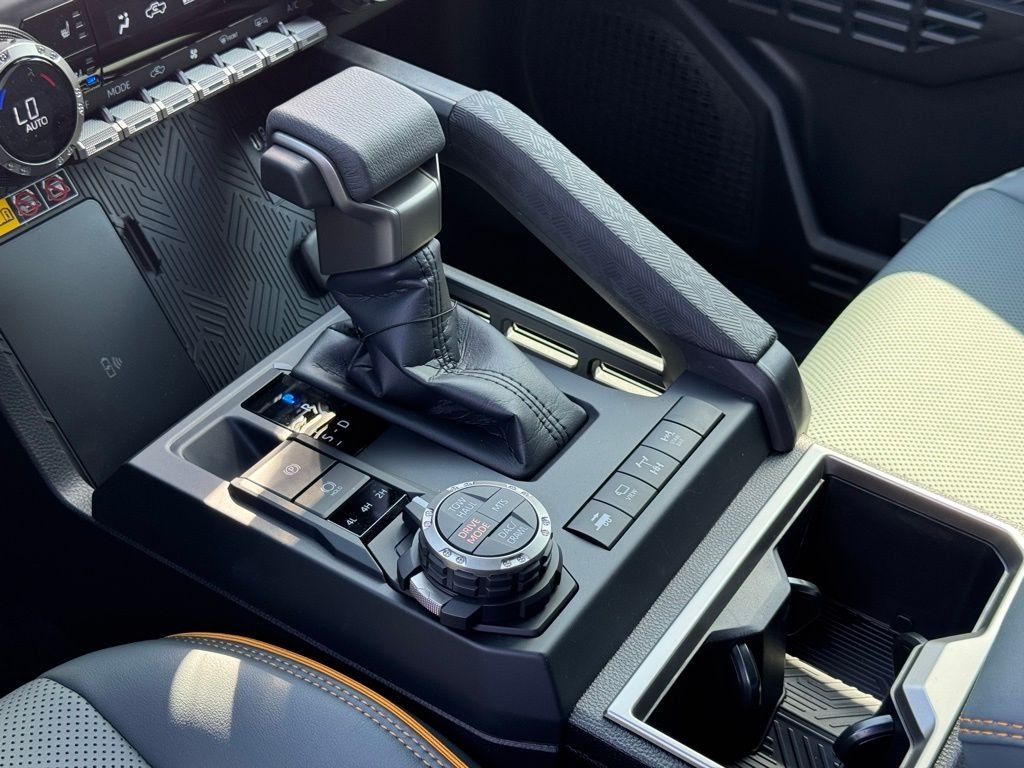 2025 Toyota Tacoma Trailhunter - Photo 14