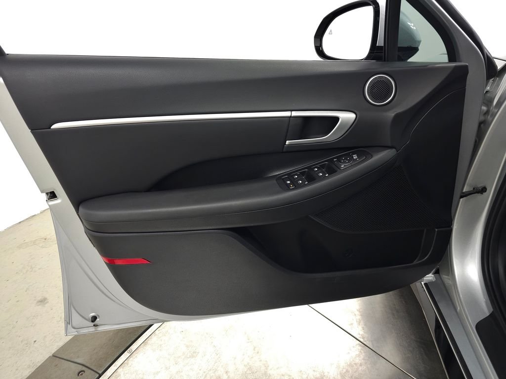 2025 Hyundai Sonata SEL - Photo 15