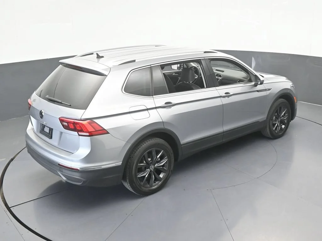 Used 2024 Silver Metallic Volkswagen 2.0T SE image 52