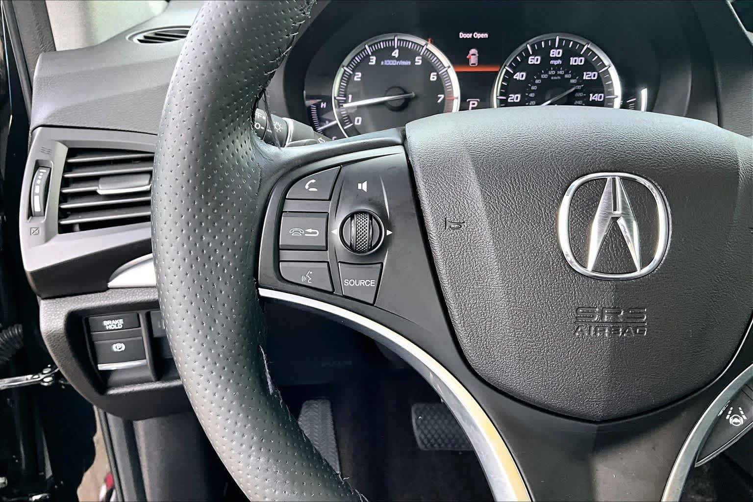 Used 2018 Crystal Black Pearl Acura w/Technology Pkg image 24