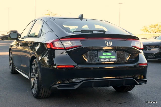 New 2026 Crystal Black Pearl Honda FWD Touring Hybrid image 4