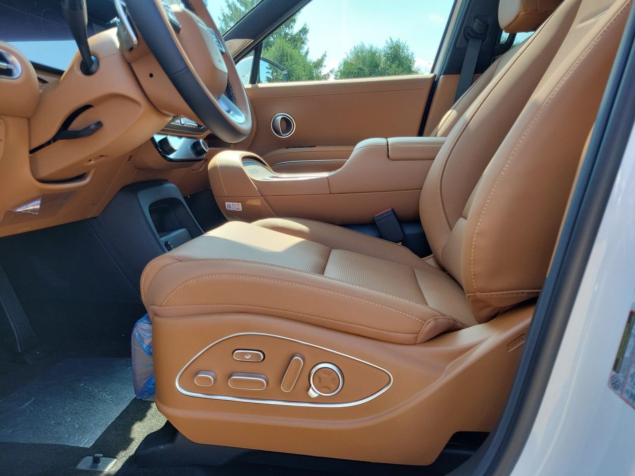 New 2027 Creamy White Pearl Hyundai Calligraphy AWD image 16