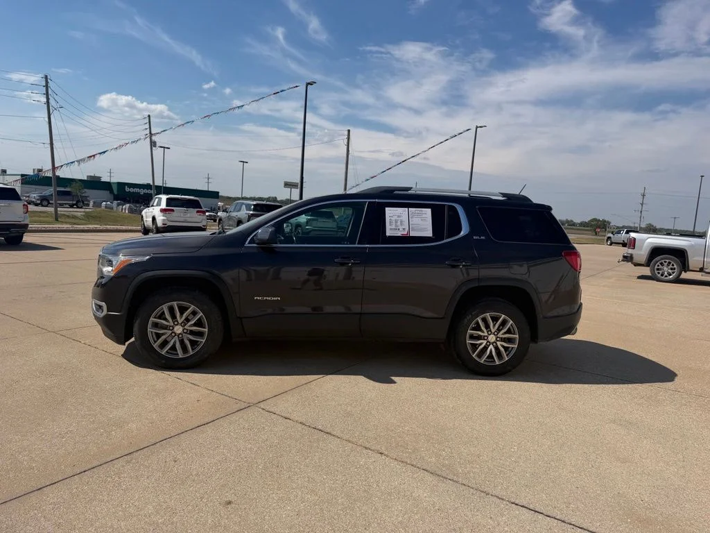 Used 2018 Silver GMC SLE-2 image 6