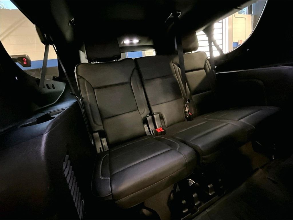 Used 2024 Black GMC Denali image 17