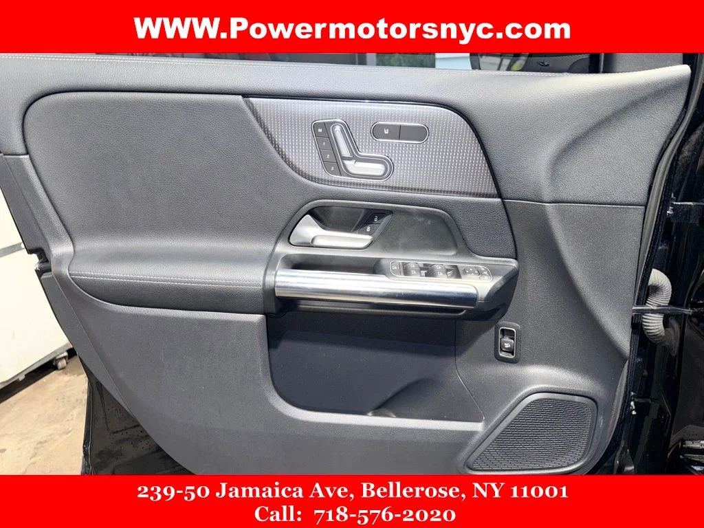 Used 2021 Black Mercedes-Benz GLA 250 image 34