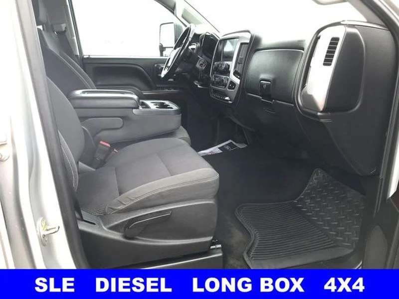 Used 2017 Quicksilver Metallic GMC SLE image 16