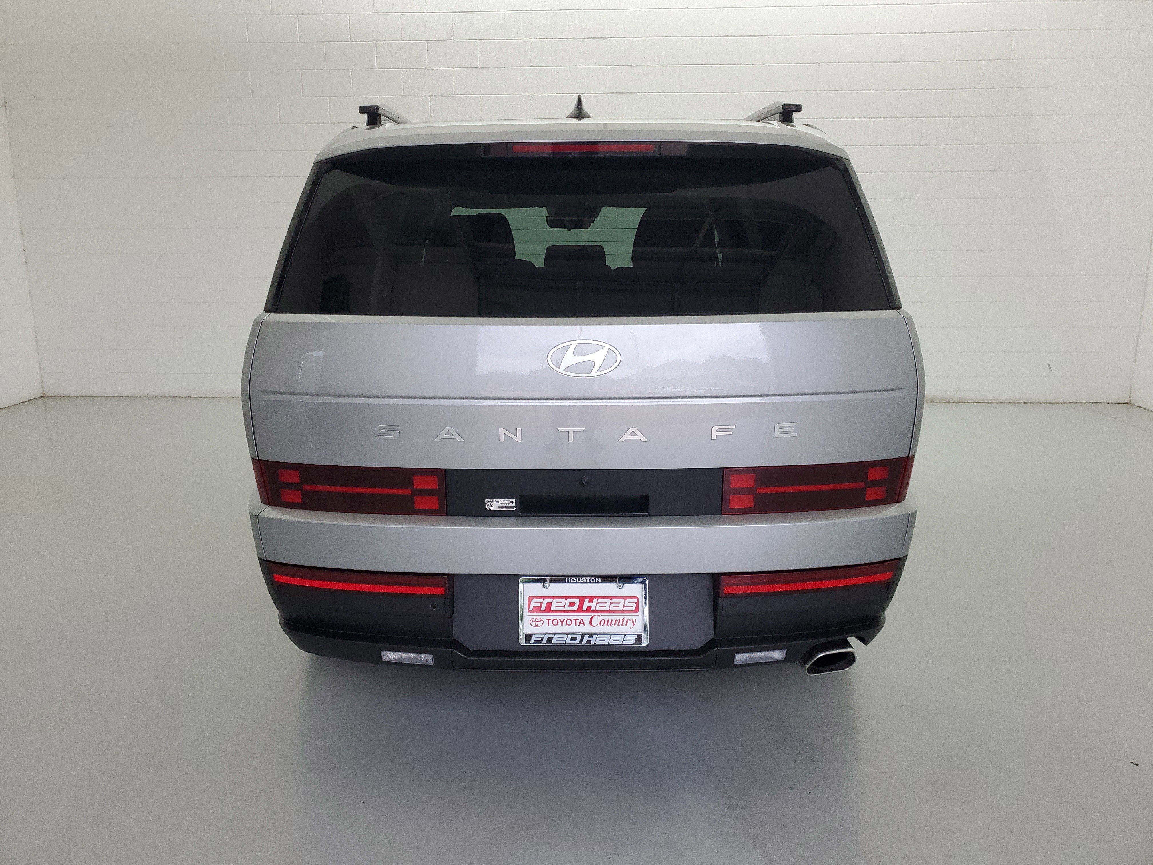 Used 2025 Shimmering Silver Hyundai SEL image 6