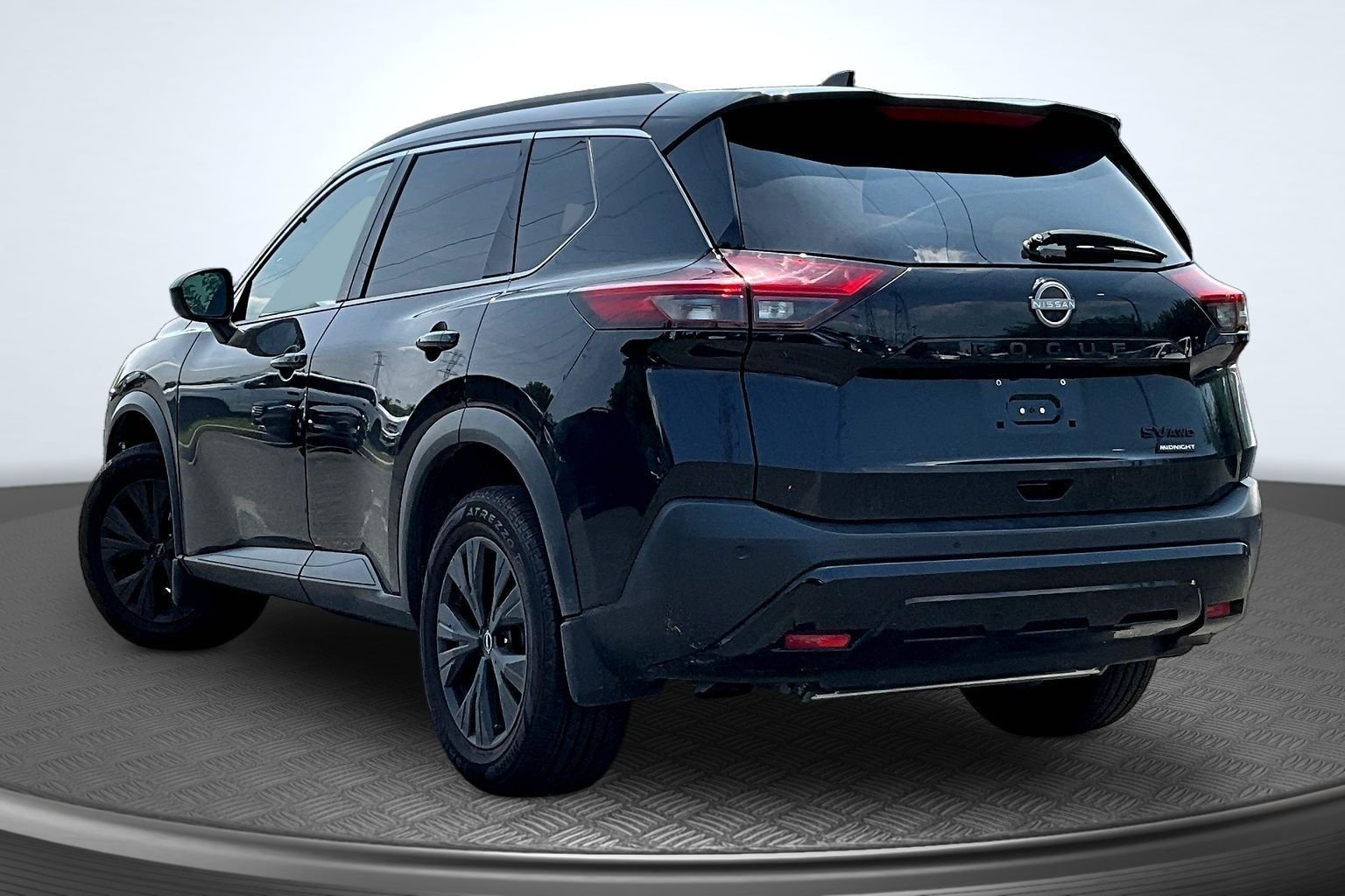 Used 2023 Black Nissan SV image 3