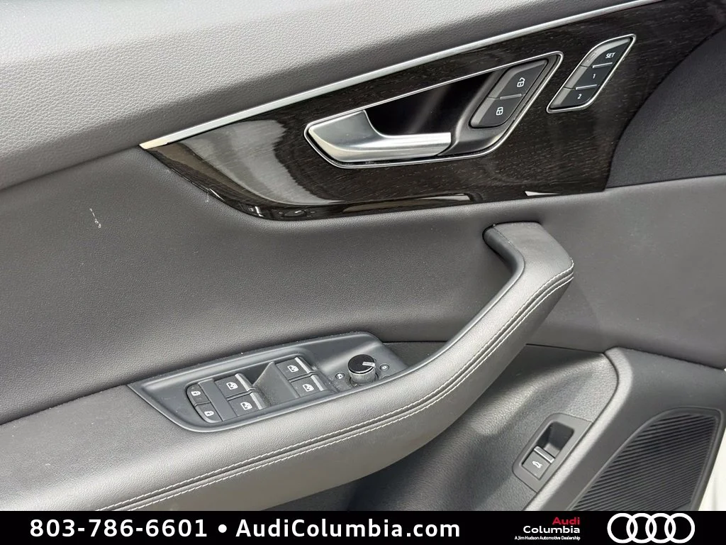 Used 2024 White Audi 55 Prestige image 21