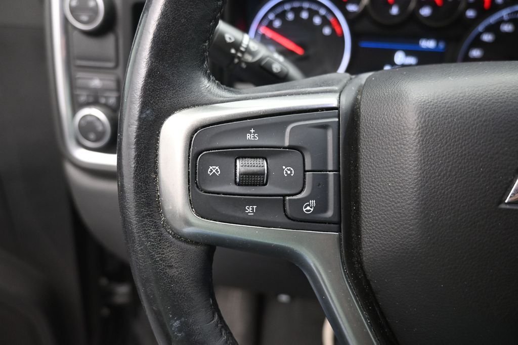 Used 2019 Black Chevrolet LT image 3