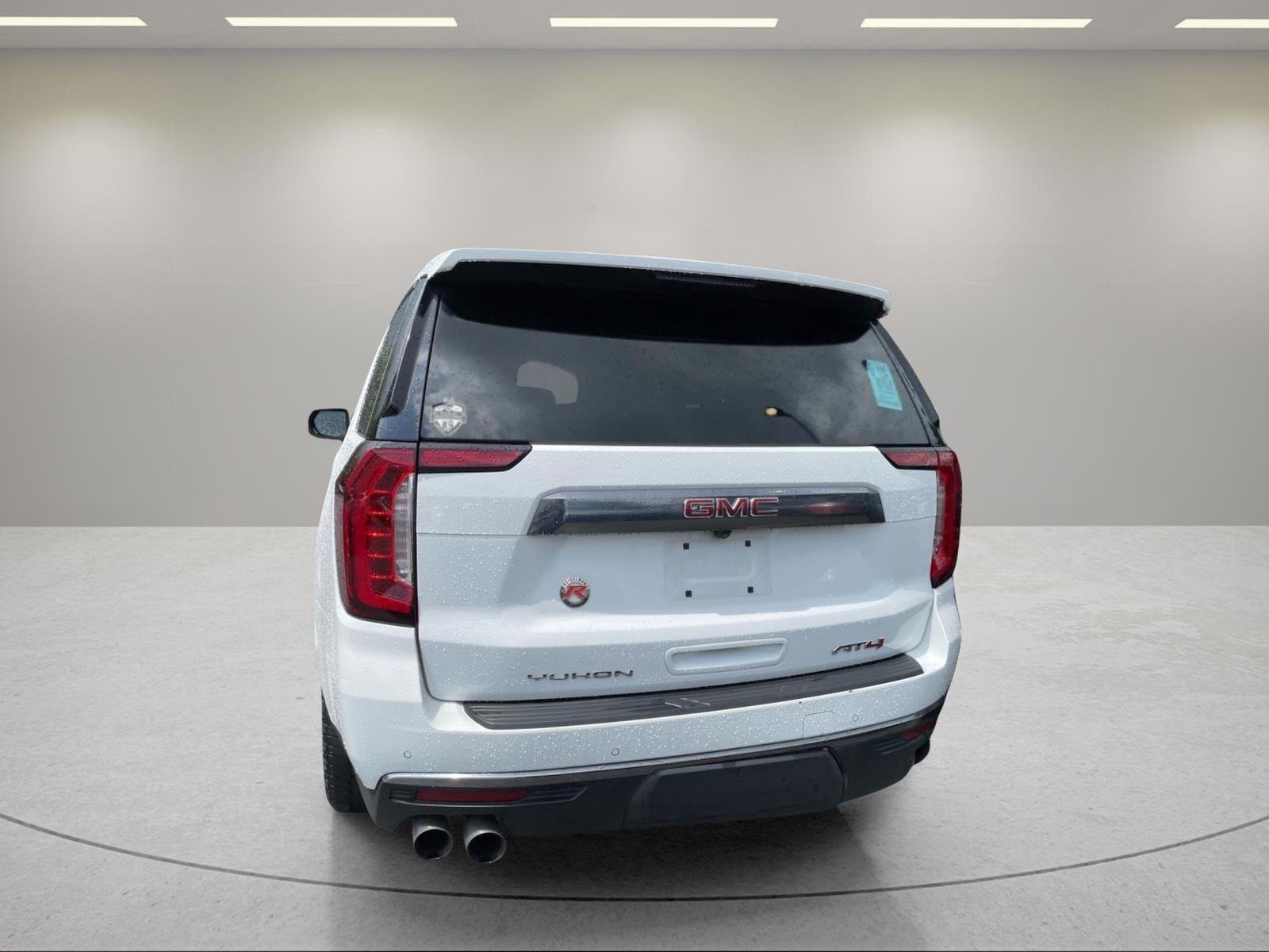 Used 2024 Summit White GMC AT4 image 11