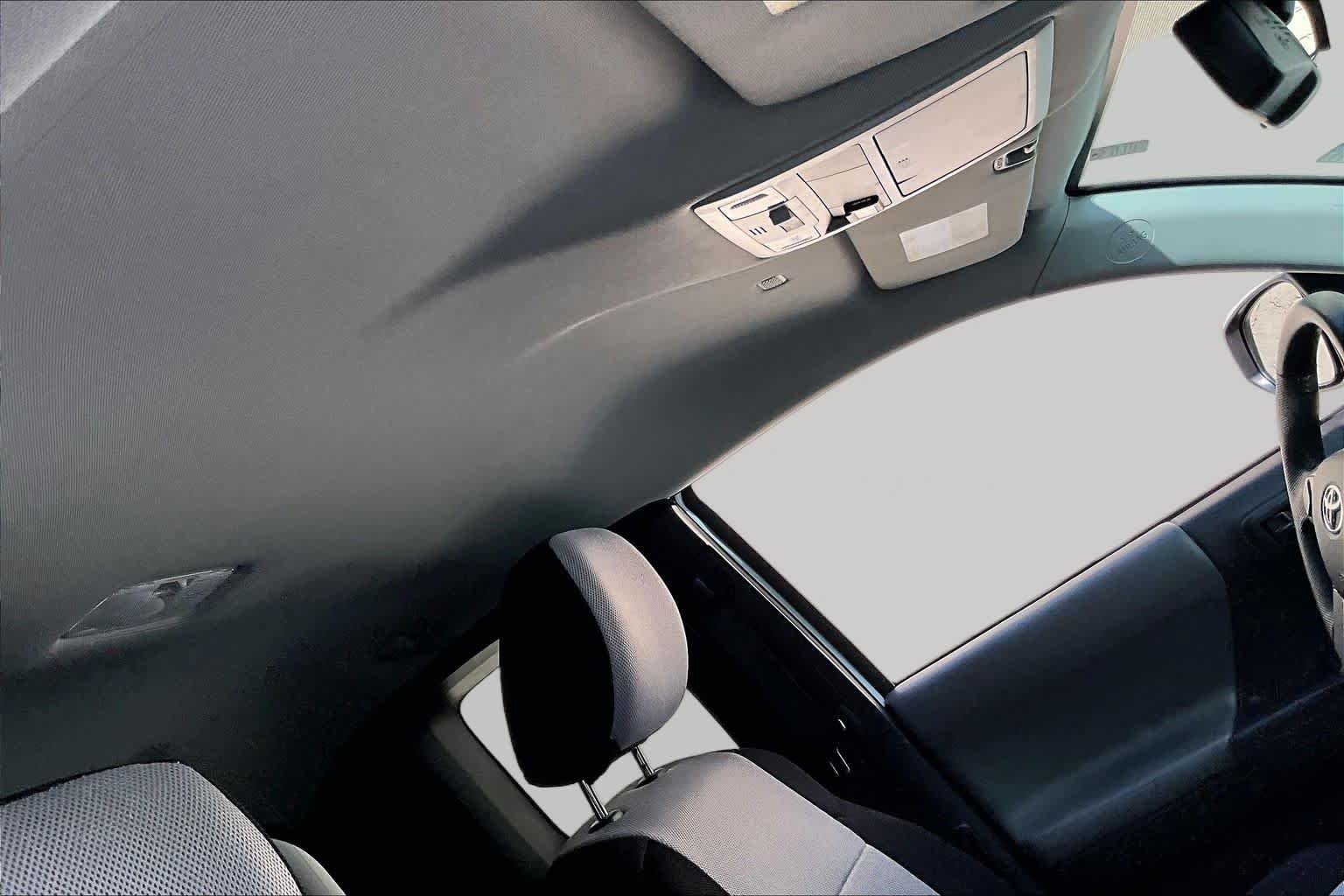 Used 2021 Super White Toyota SR5 image 14