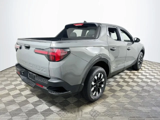 New 2027 Gray Hyundai SE image 3