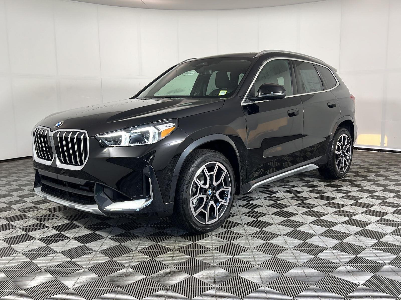New 2027 Jet Black BMW xDrive28i image 9