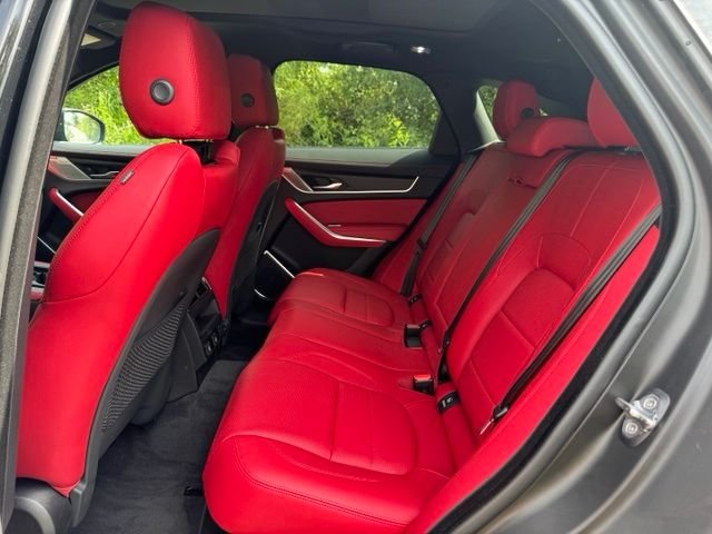 2026 Jaguar F-Pace R-Dynamic S - Photo 13