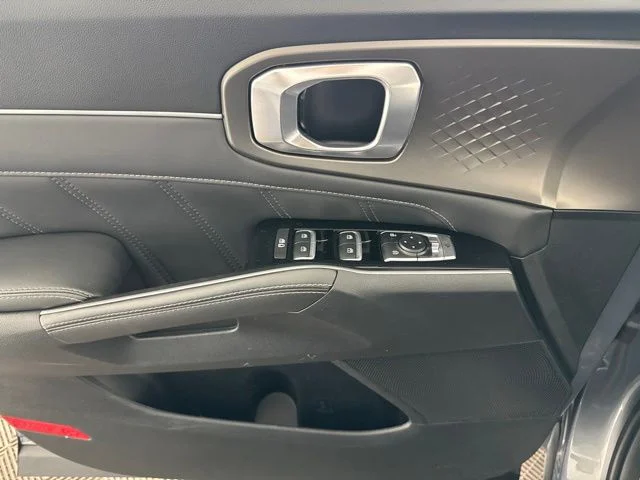 Used 2025 Silver Kia SX image 20