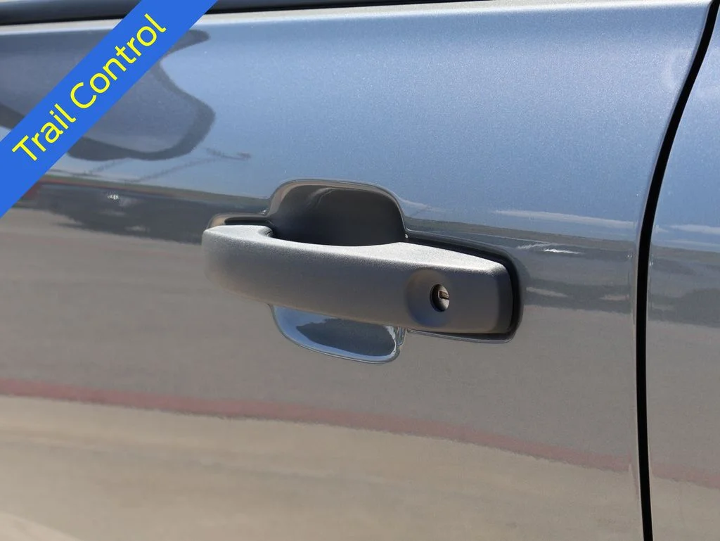 New 2026 Carbonized Gray Metallic Ford XLT image 19