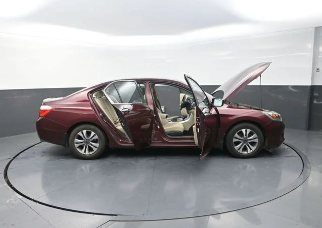 Used 2013  Honda LX image 46