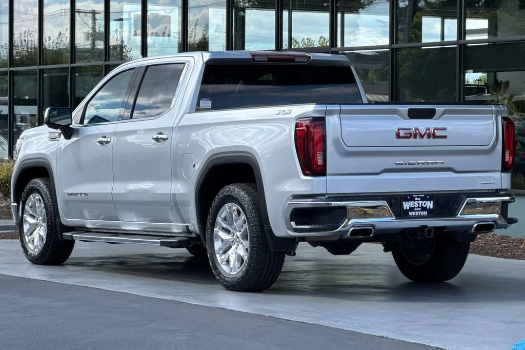 Used 2021 QUICKSILVER METALLIC GMC SLT image 6