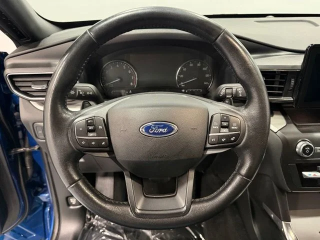 Used 2020 Blue Ford XLT image 19
