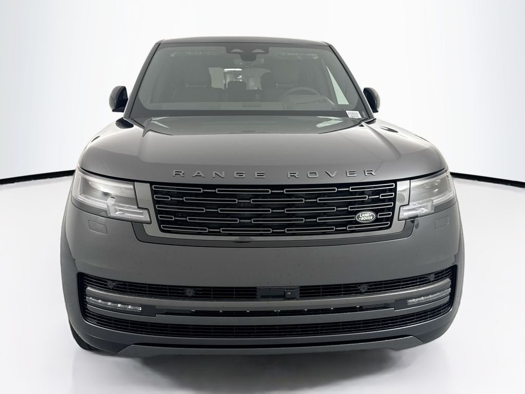 New 2026 Carpathian Grey Land Rover SE image 2