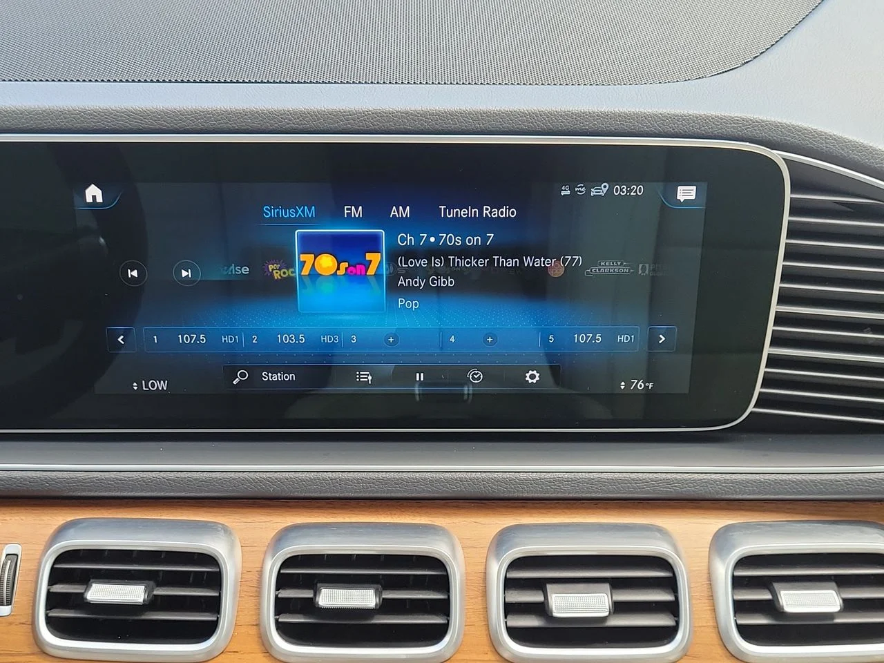 Certified Used 2022  Mercedes-Benz GLE 350 image 17