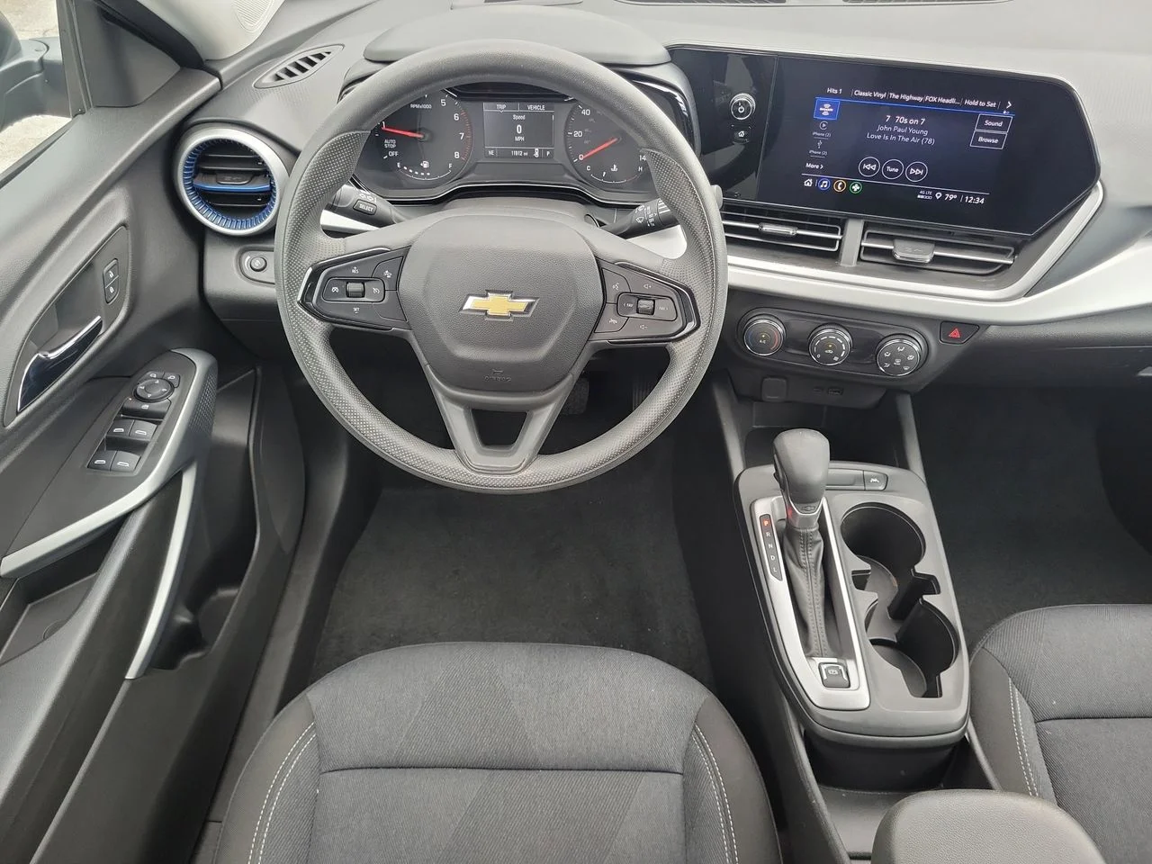 Used 2025 Gray Chevrolet LS image 14