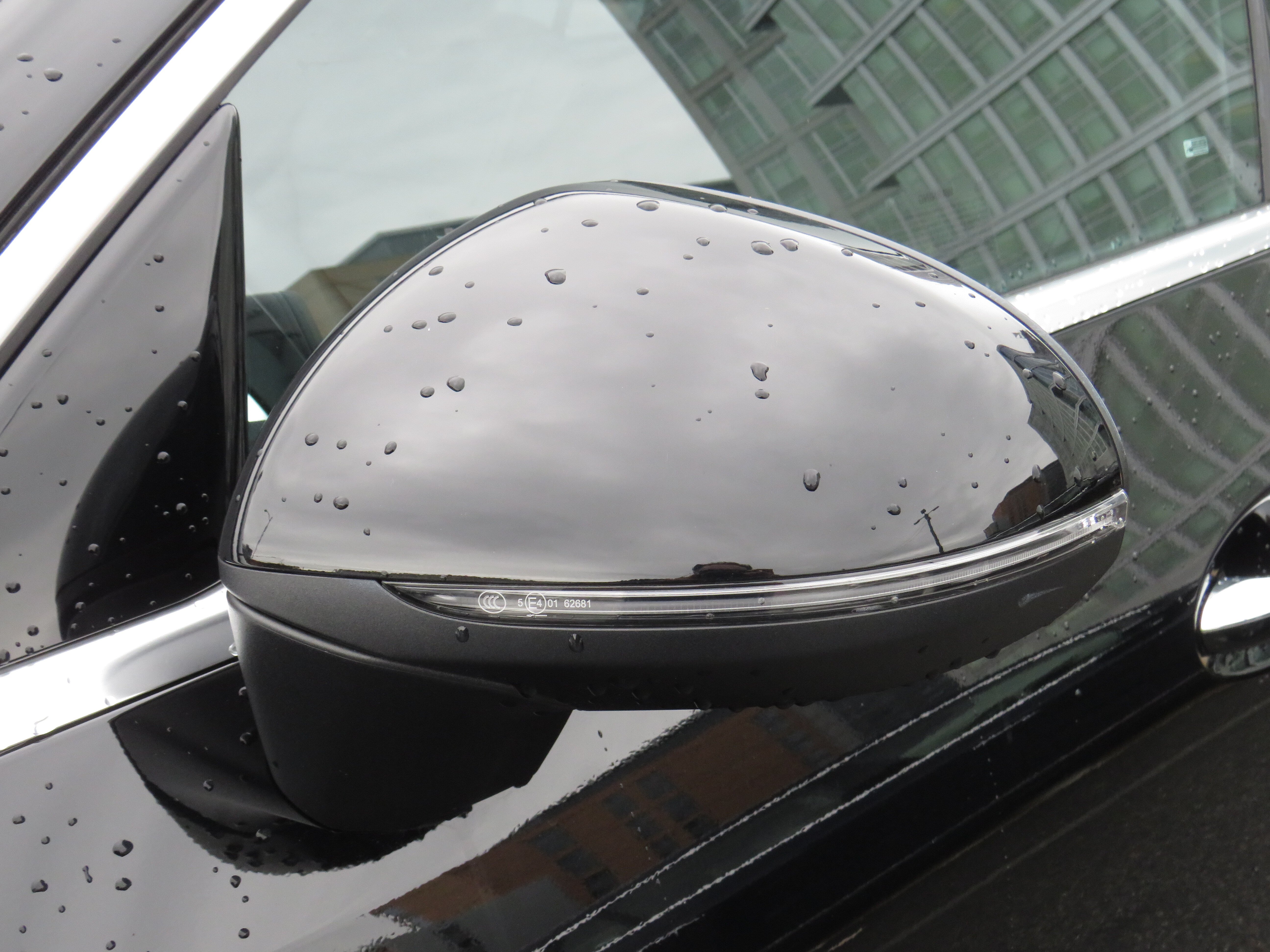 Used 2026 Black Mercedes-Benz GLC 300 4MATIC® image 27
