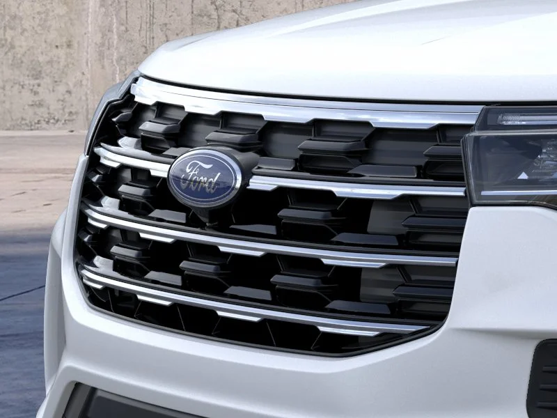 New 2026 Star White Metallic Tri-Coat Ford Active image 17