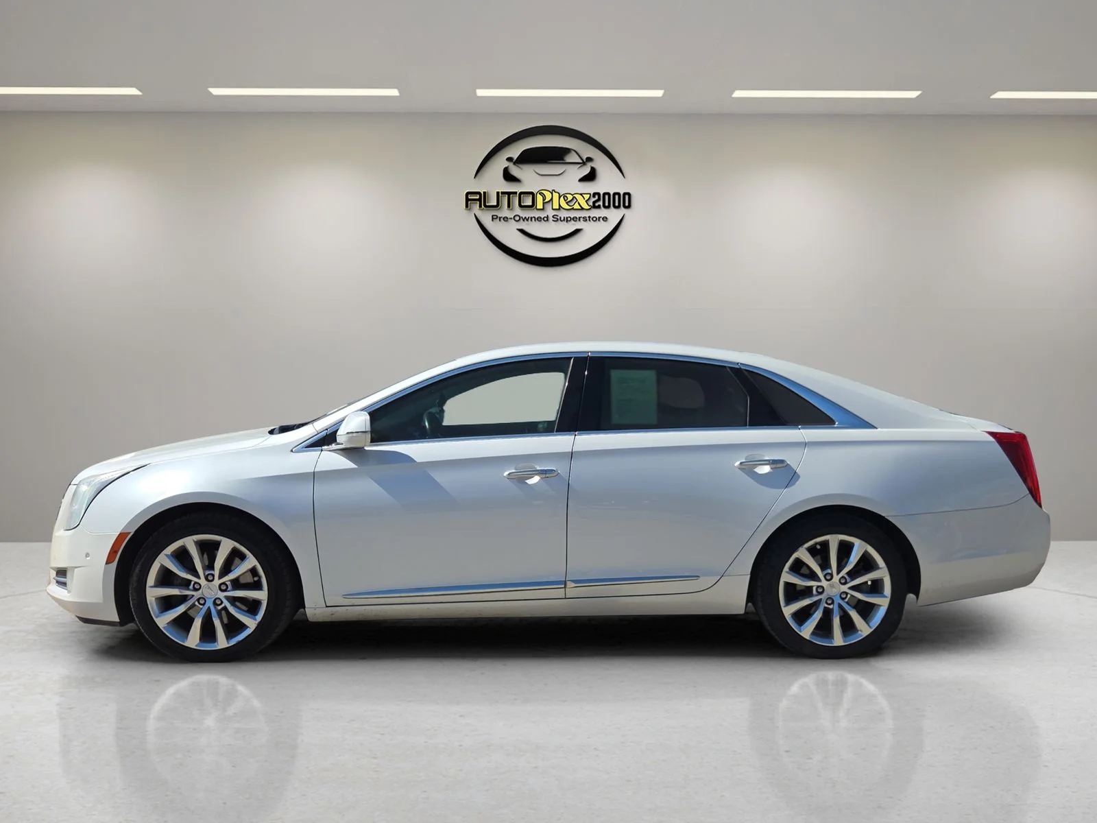 Used 2016 White Cadillac Luxury image 4
