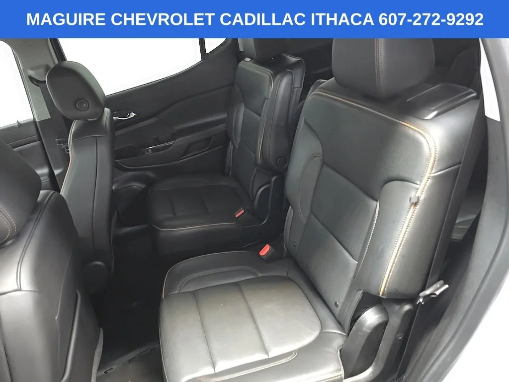 Used 2023 White GMC AT4 image 34