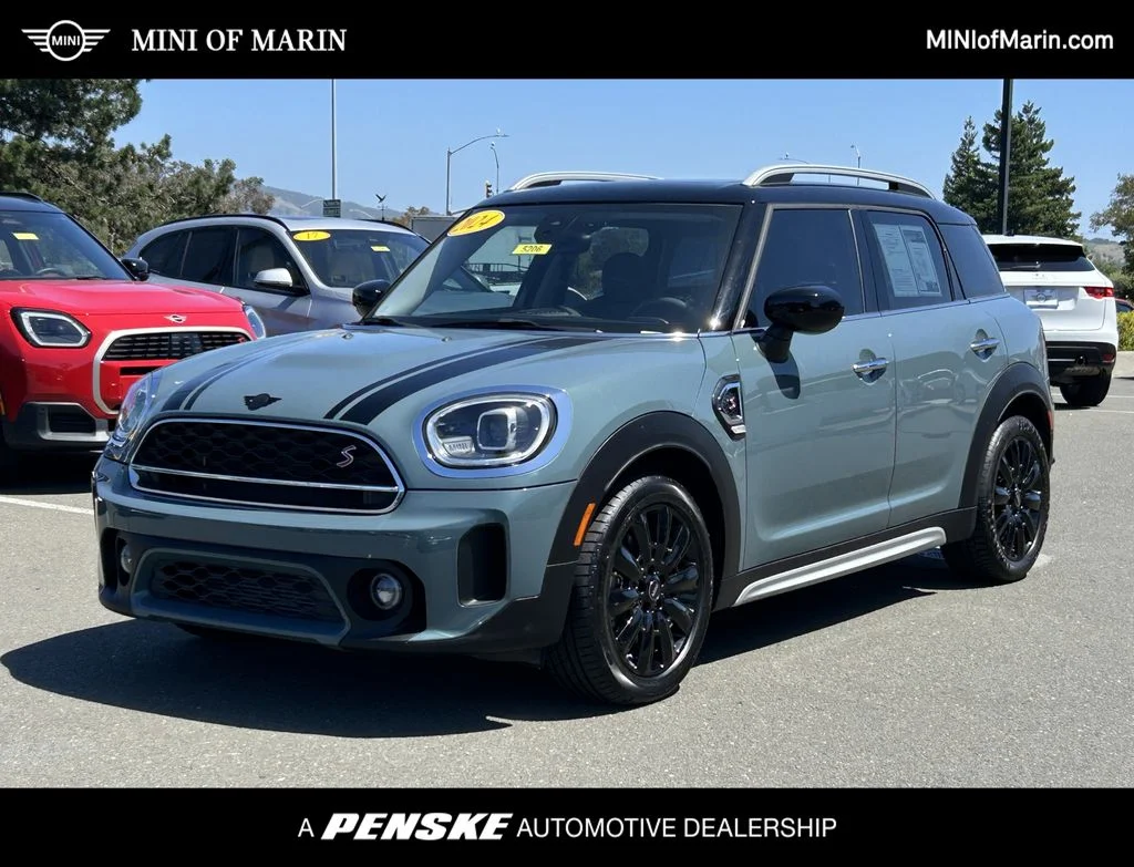 2024 MINI Countryman Cooper S's photo